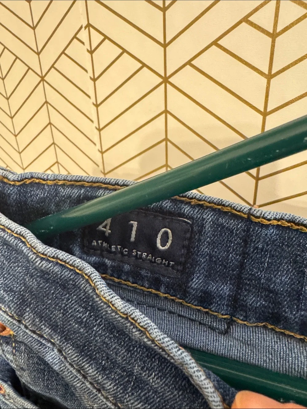 Lucky Brand Men's Medium Blue Athletic Slim Straight Jeans